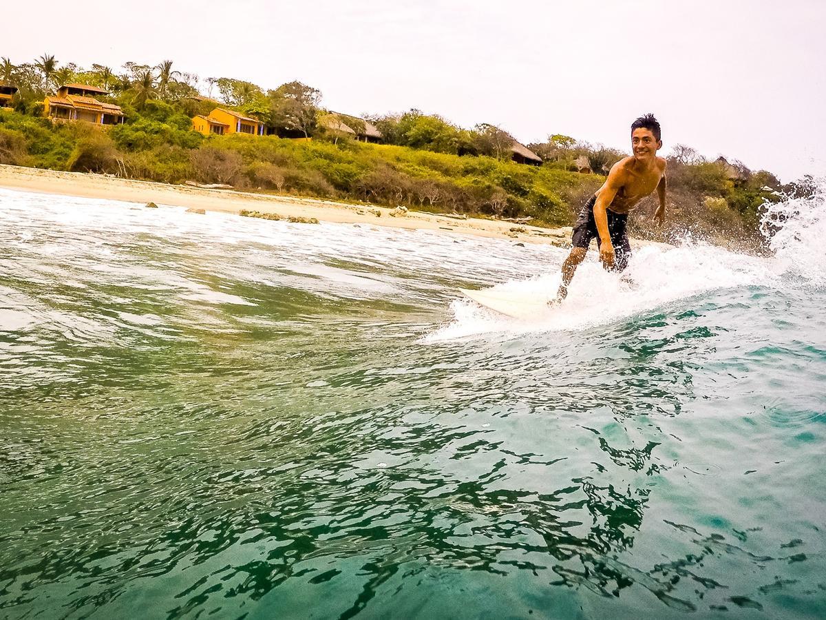 Ostello Experiencia Surf Camp Brisas de Zicatela Esterno foto