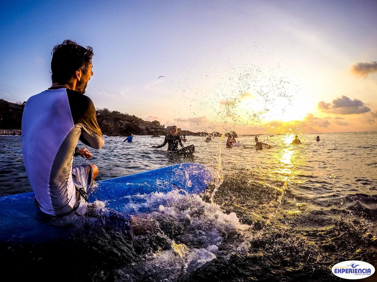 Ostello Experiencia Surf Camp Brisas de Zicatela Esterno foto